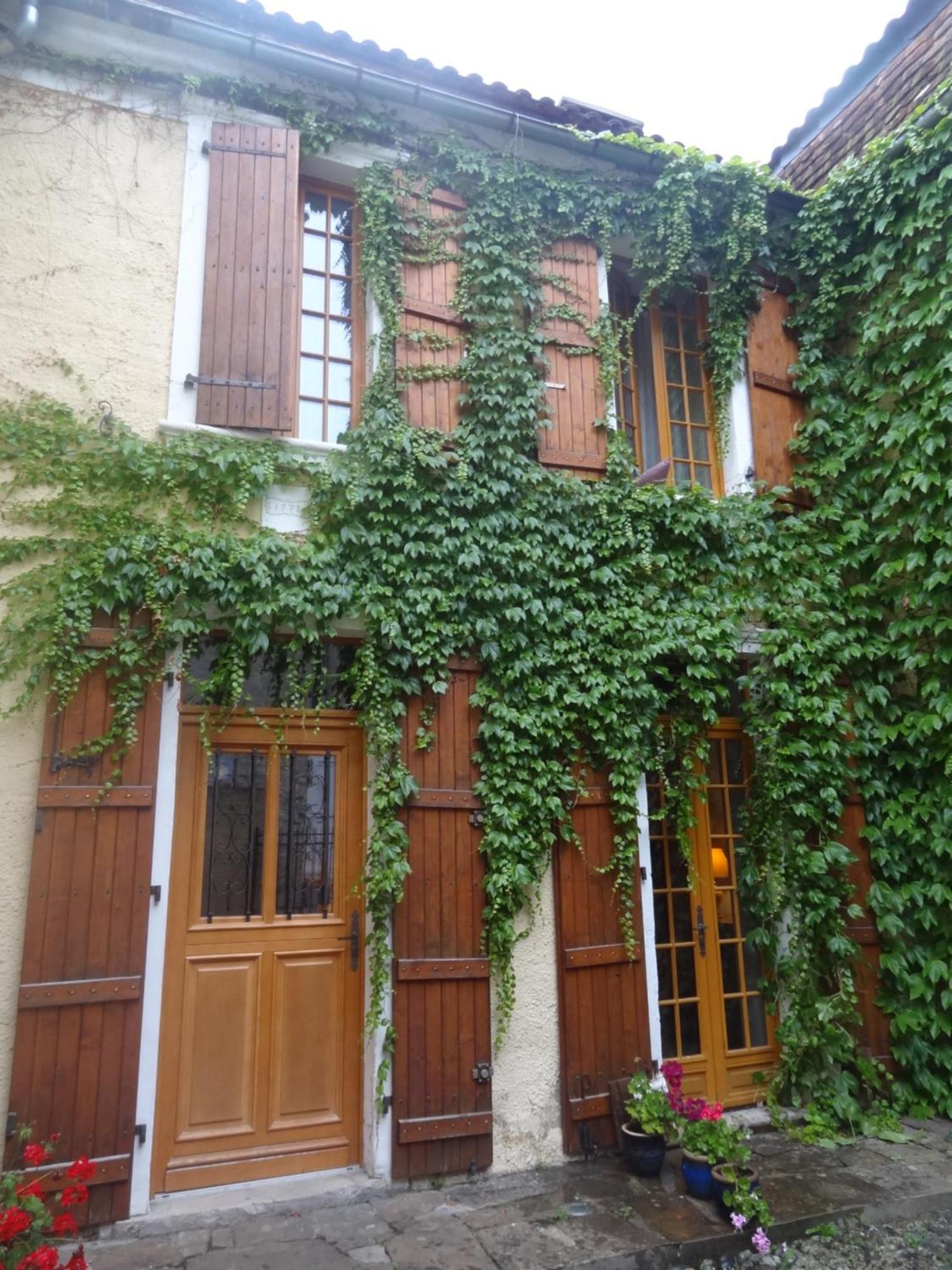 Le Pelerine Villa Sauveterre-de-Bearn Exterior foto