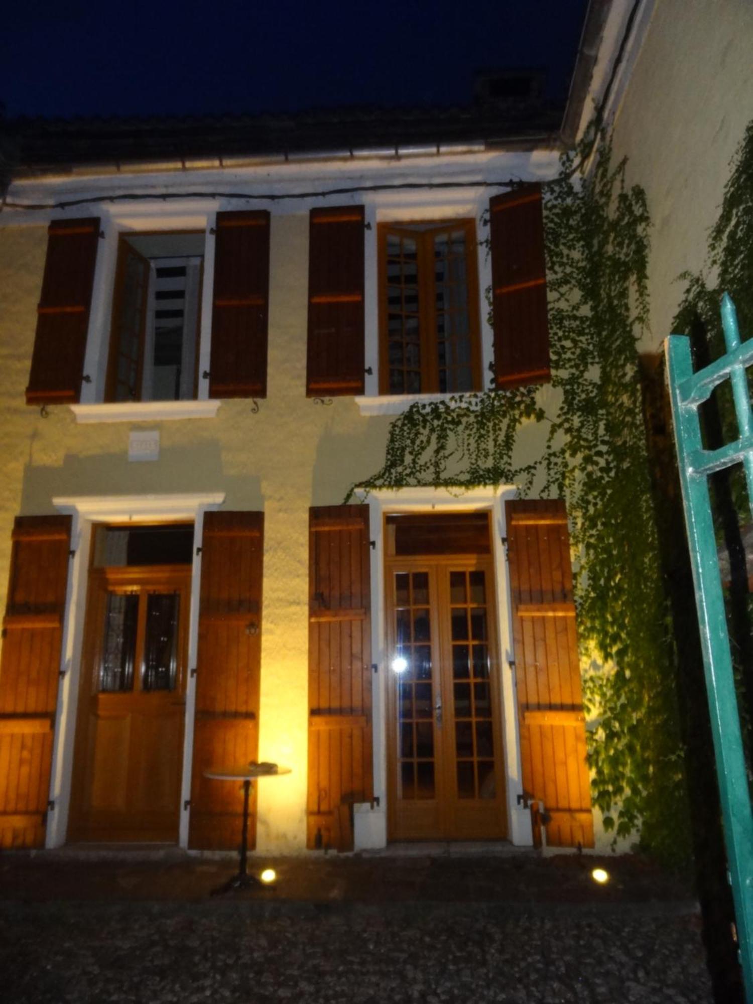 Le Pelerine Villa Sauveterre-de-Bearn Exterior foto